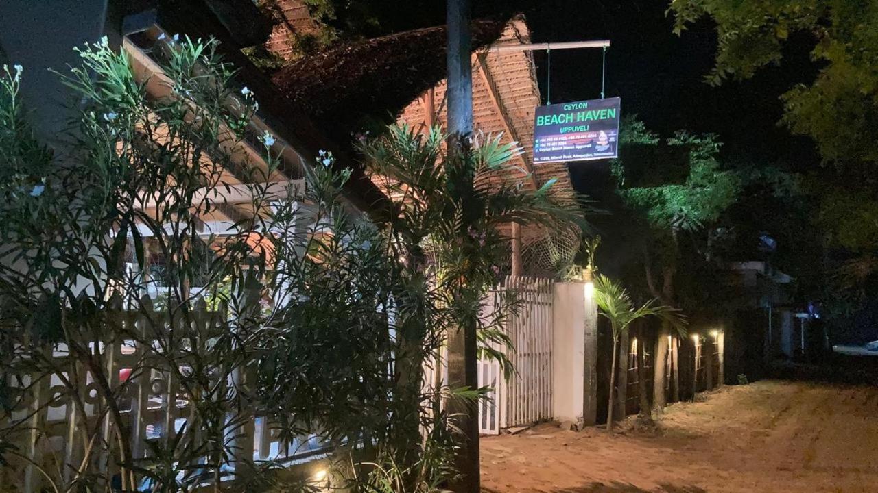 Ceylon Beach Haven Uppuveli Trincomalee Buitenkant foto